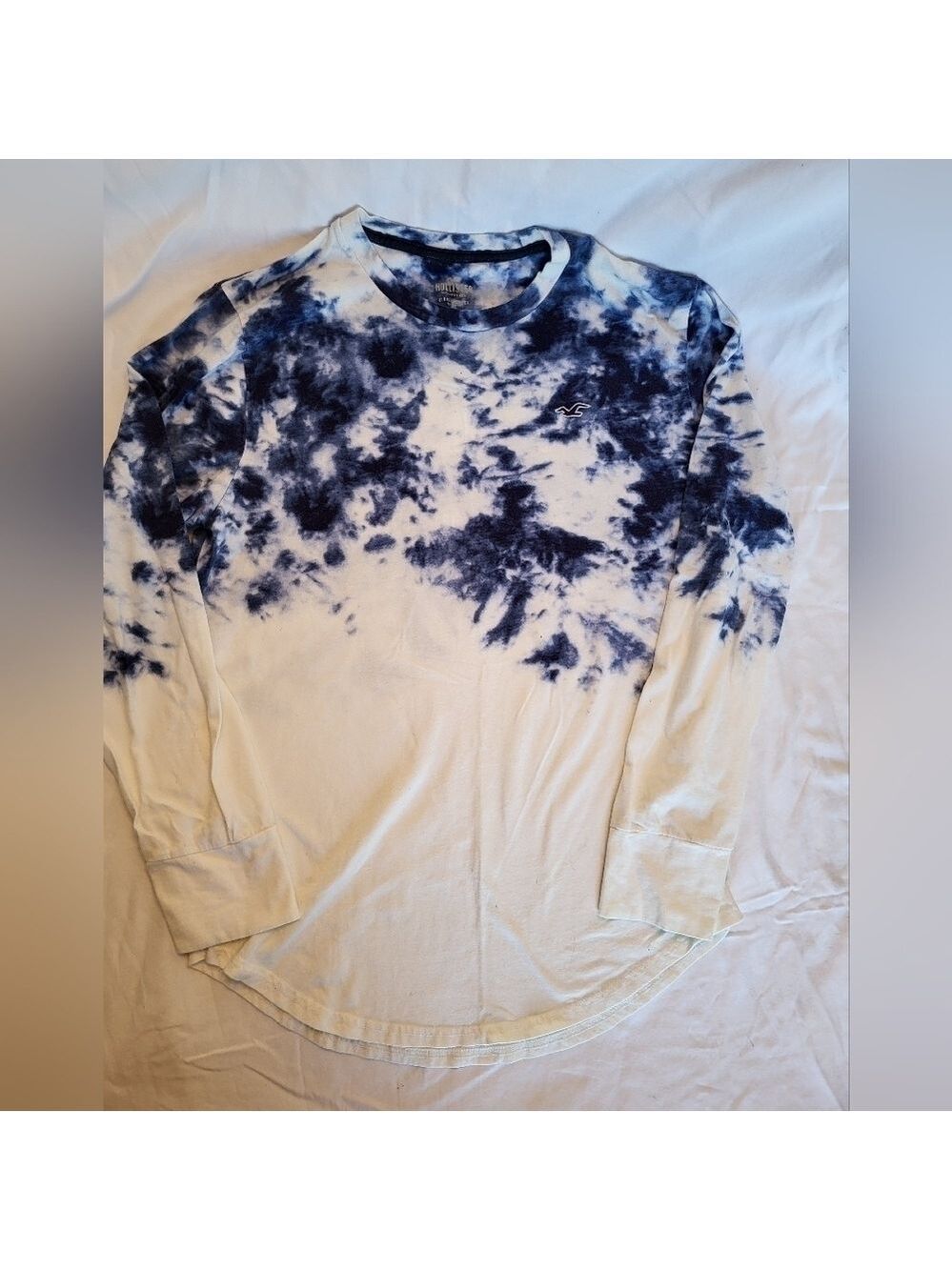 3/$50 Hollister Blue Tie-Dye Long Sleeve Shirt